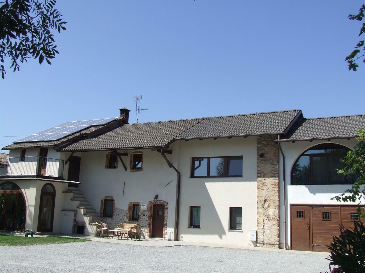 La Meridiana, Monolocale In Cascina Ristrutturata Boves Exterior foto